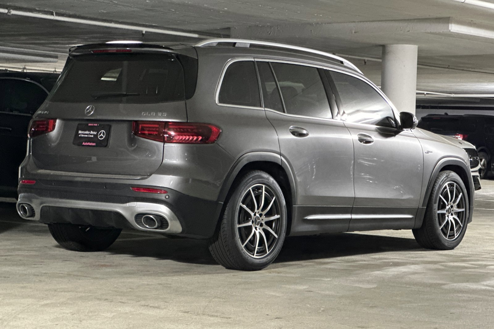 2025 Mercedes Benz GLB AMG 35 4MATIC photo 2