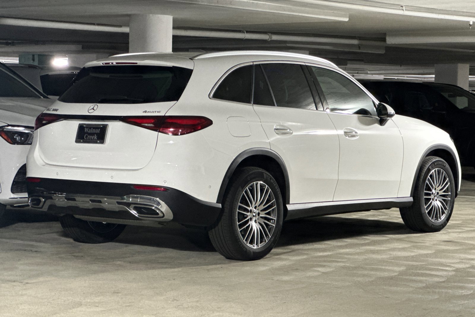 2026 Mercedes Benz GLC 300 4MATIC photo 3