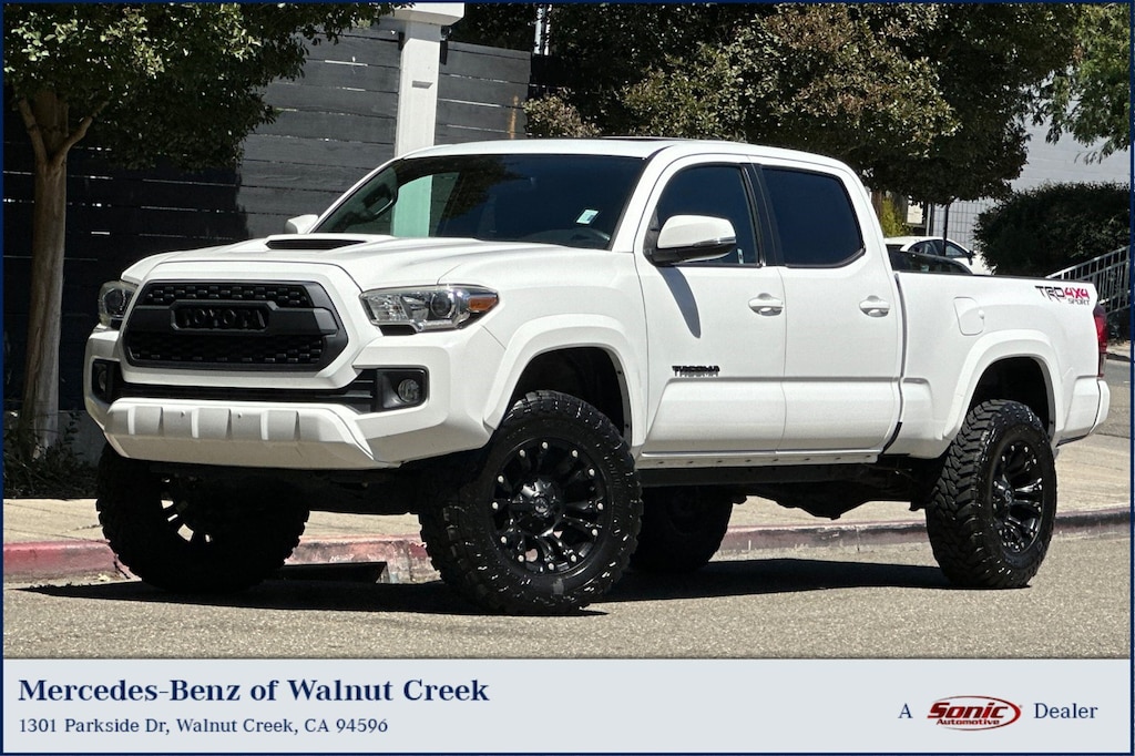 Used 2016 Toyota Tacoma 4WD Double Cab LB V6 AT TRD Sport Truck Double Cab