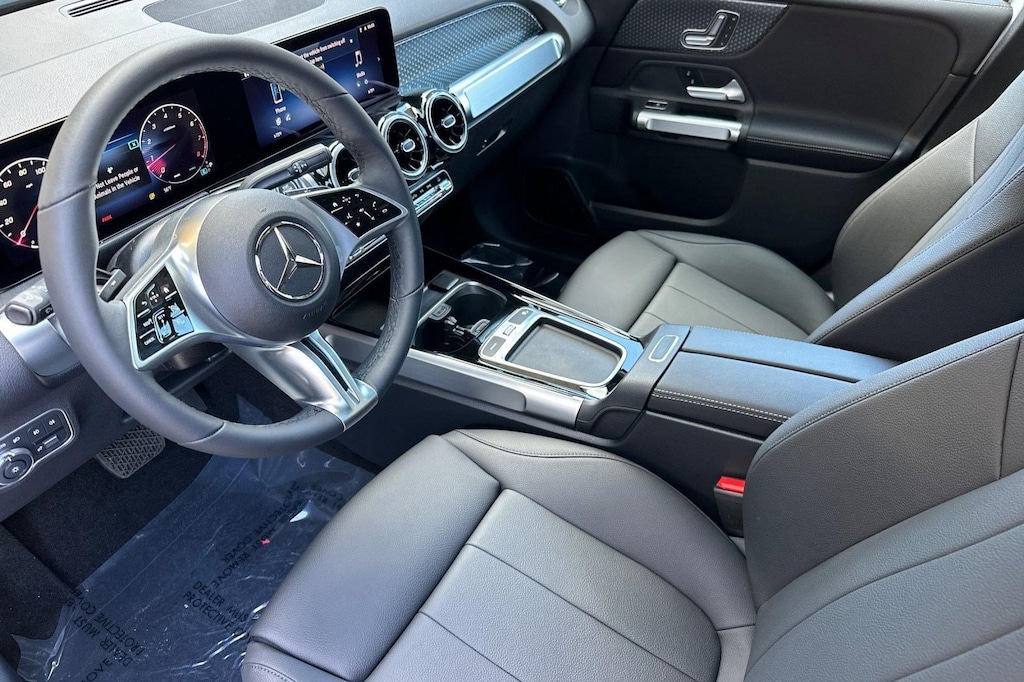 New 2026 Mercedes-Benz GLB 250 SUV