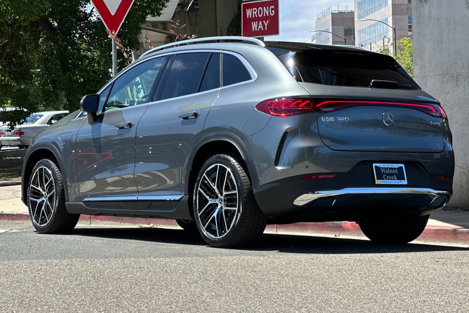 EQE 320 SUV 4MATIC SUV