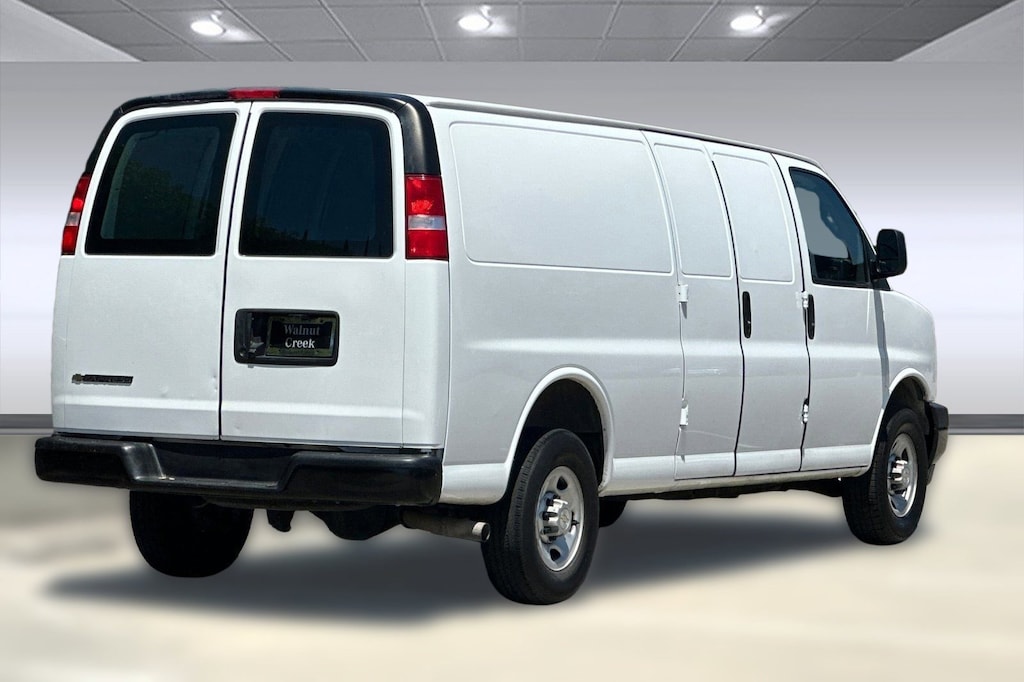 Used 2022 Chevrolet Express Cargo Van RWD 2500 155" Van Extended Cargo Van