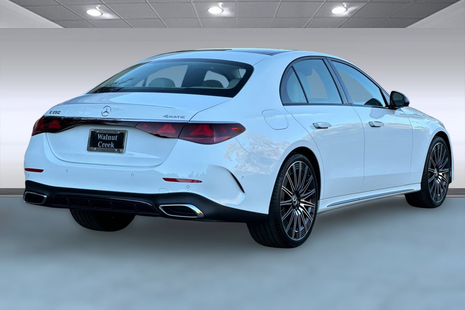 2025 Mercedes Benz E 350 4MATIC Sedan photo 3