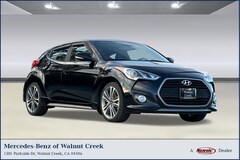 Used 2016 Hyundai Veloster 3dr Cpe Man Turbo w/Orange Accent Hatchback for Sale in San Rafael, CA