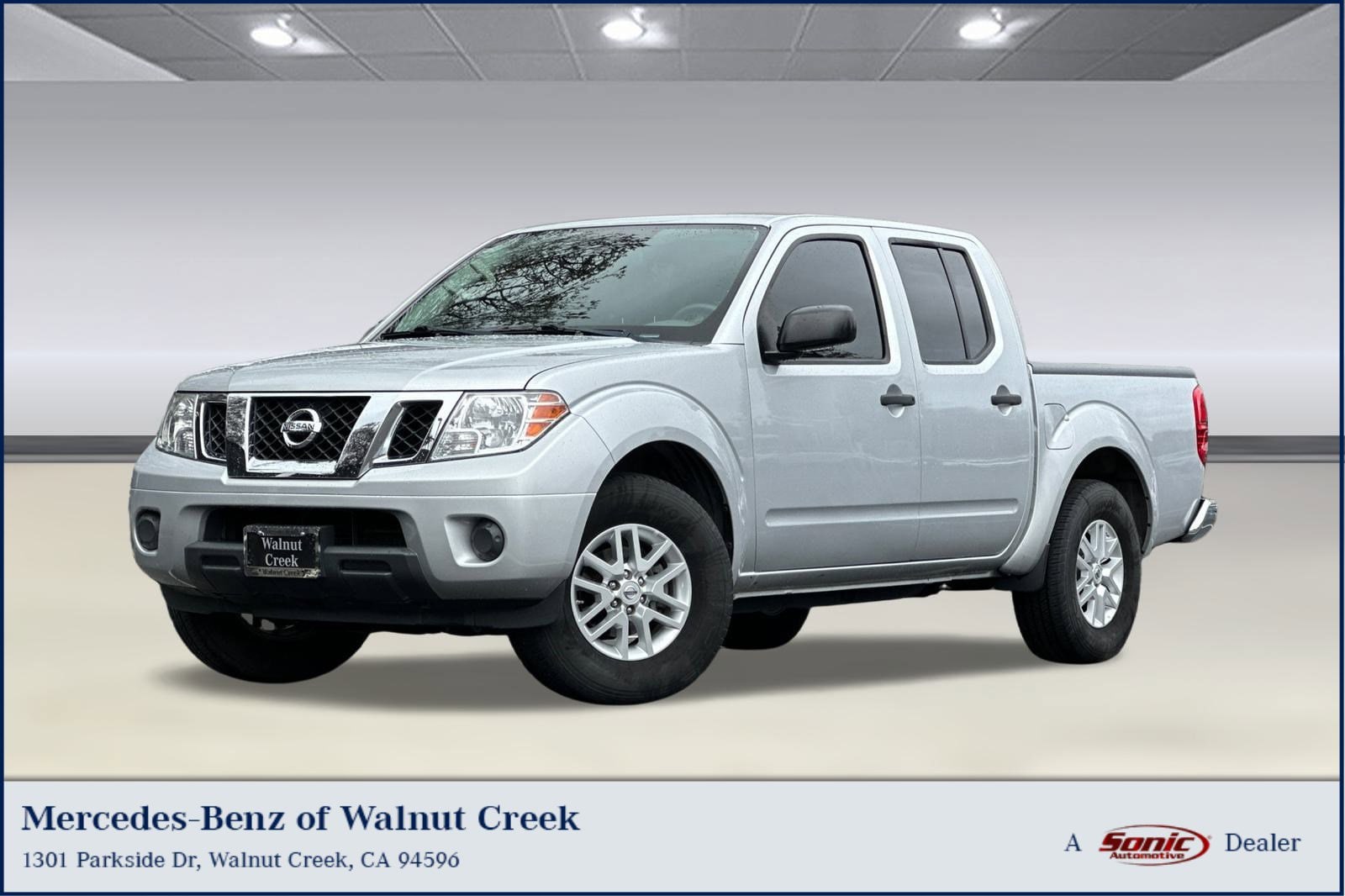 2019 Nissan Frontier SV's photo