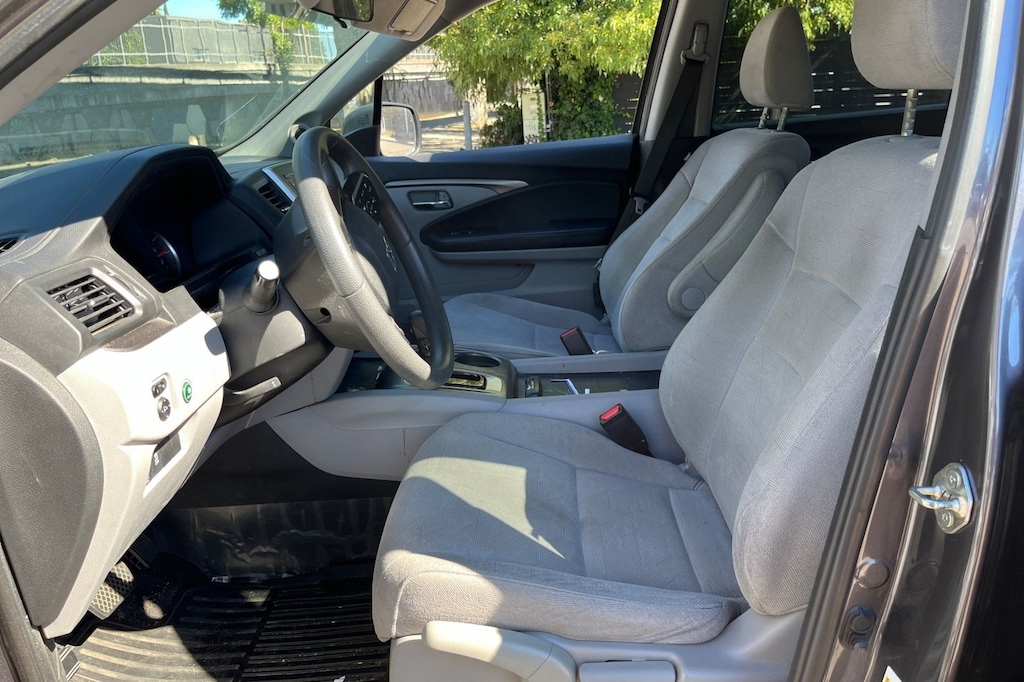 Used 2019 Honda Pilot LX AWD SUV