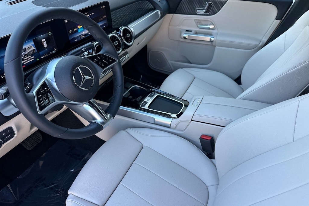 New 2026 Mercedes-Benz GLB 250 SUV