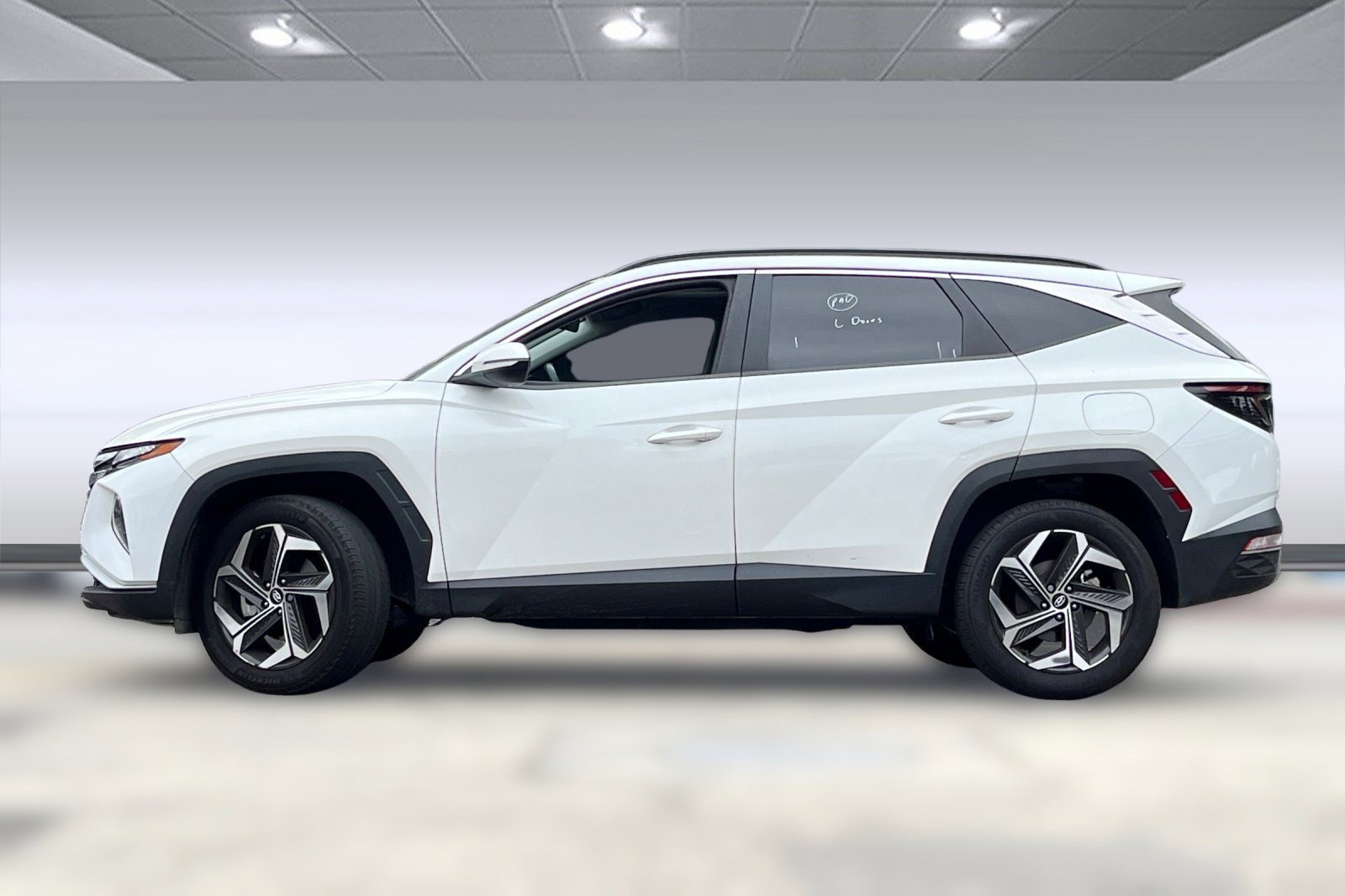 2022 Hyundai Tucson SEL Convenience photo 2