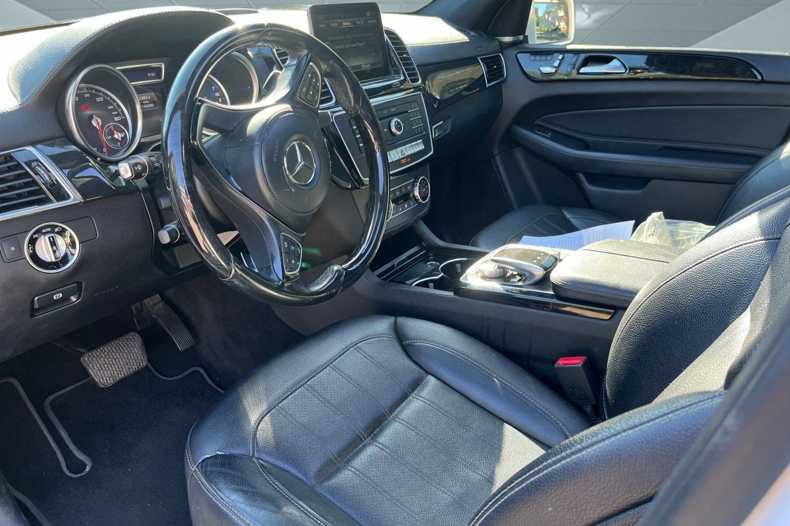 2017 Mercedes Benz GLS 450 4MATIC photo 3