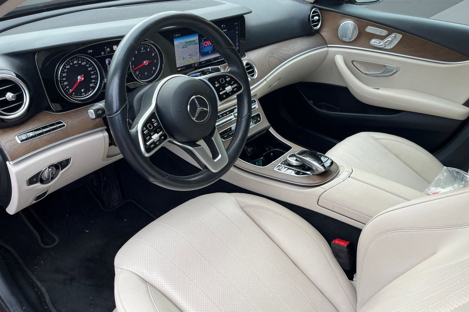 2019 Mercedes Benz E 300 Sedan photo 3