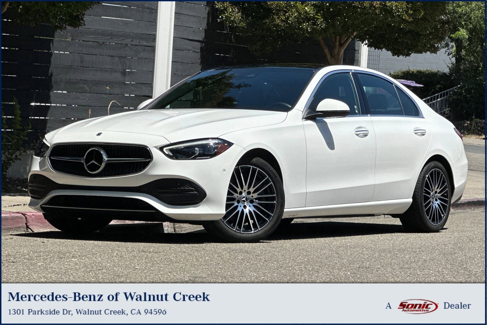 2025 Mercedes-Benz C-Class C 300's photo