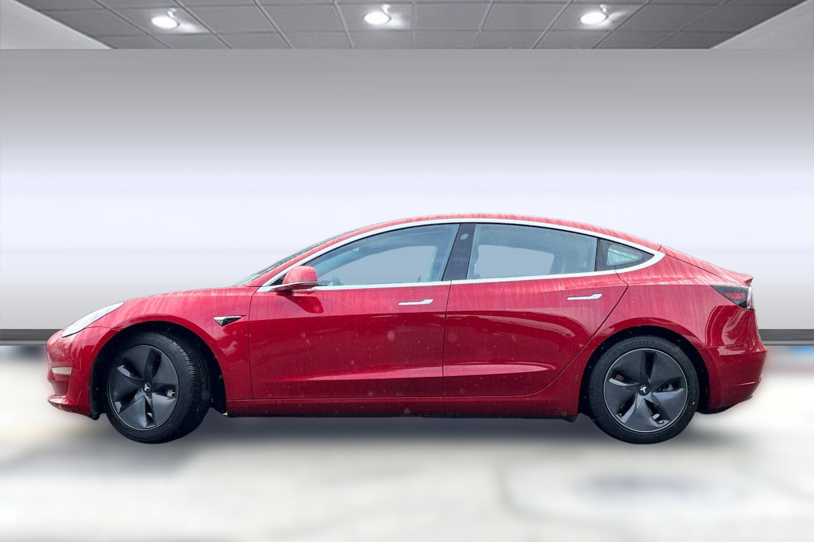 2018 Tesla Model 3 Long Range photo 2