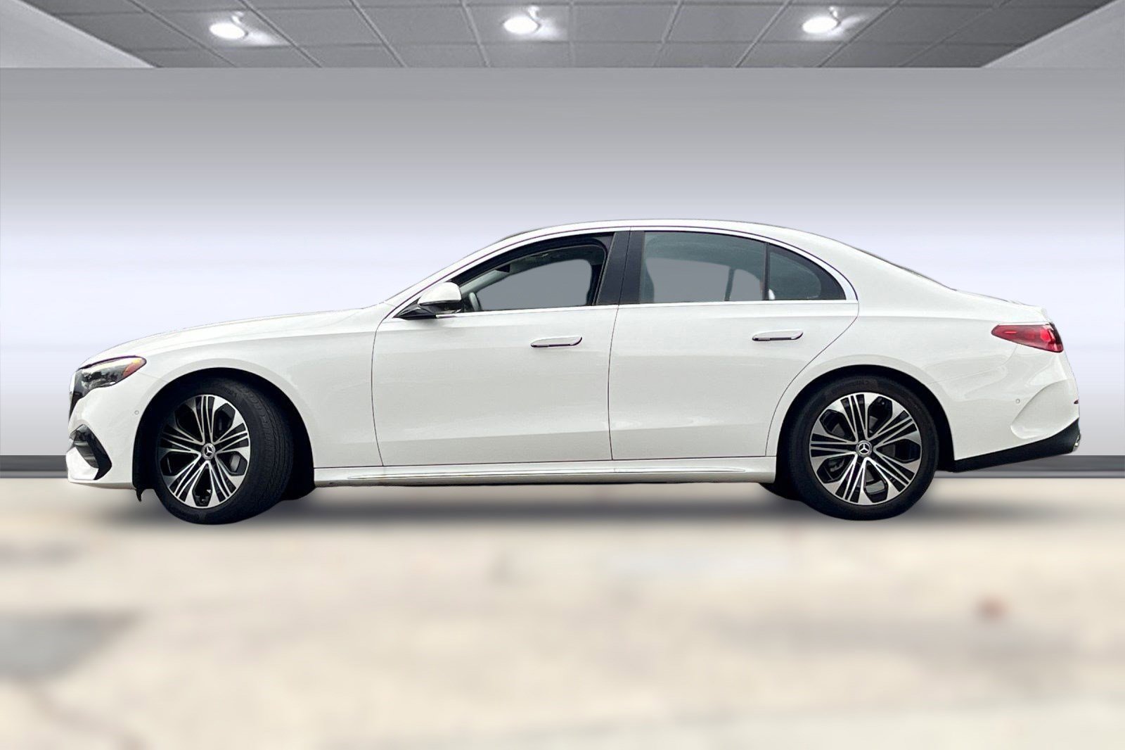 2024 Mercedes Benz E 350 4MATIC Sedan photo 2
