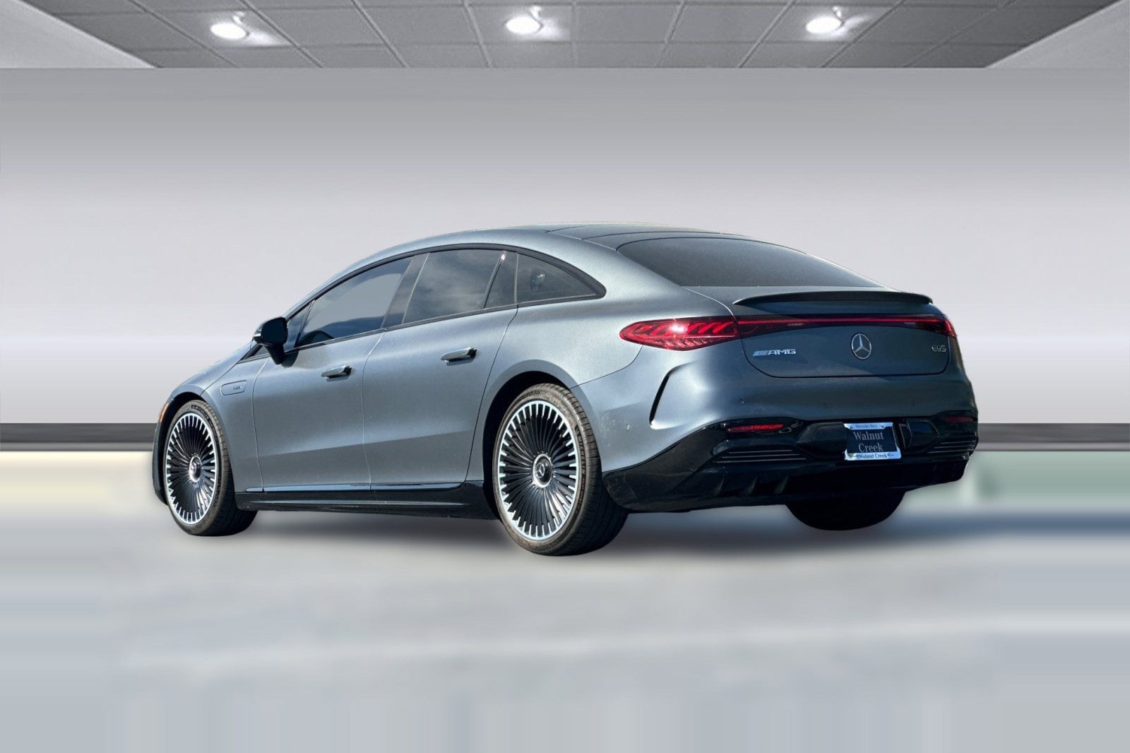 2023 Mercedes-Benz EQS AMG  4MATIC+ Sedan photo 2