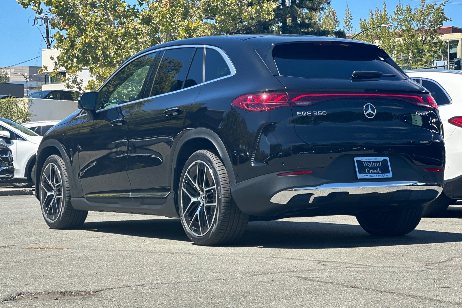2025 Mercedes Benz 350 4MATIC photo 2