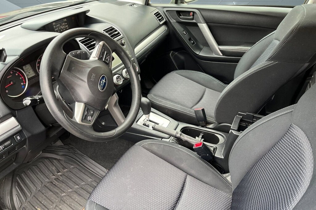 Used 2016 Subaru Forester 4dr CVT 2.5i PZEV SUV