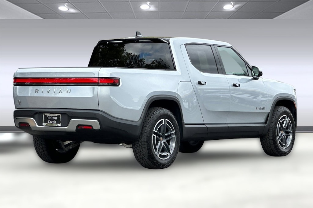 Used 2025 Rivian R1T Adventure Dual-Motor Large Pack Truck Crew Cab