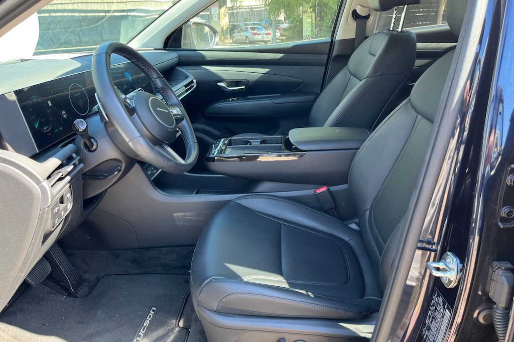 Used 2025 Hyundai Tucson Hybrid SEL Convenience AWD SUV