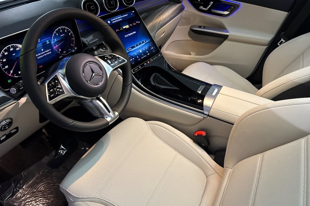 New 2026 Mercedes-Benz GLC 300  SUV