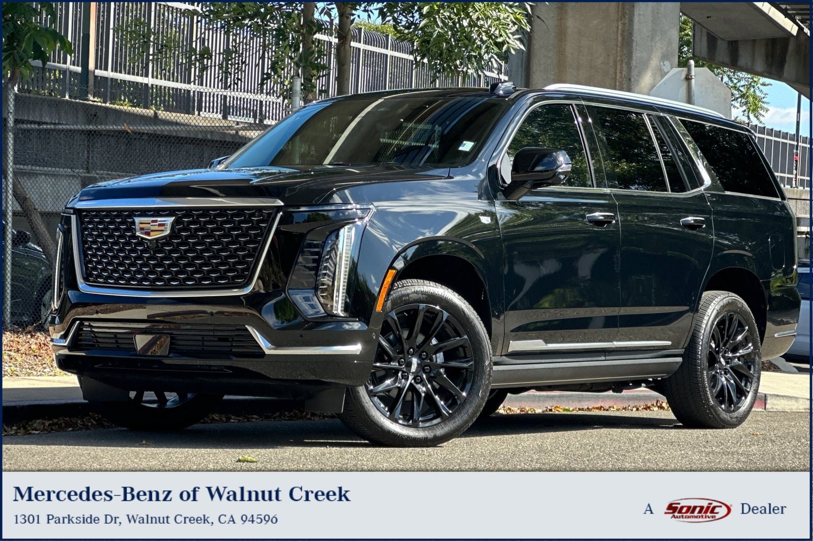 2025 Cadillac Escalade 4WD Premium Luxury's photo