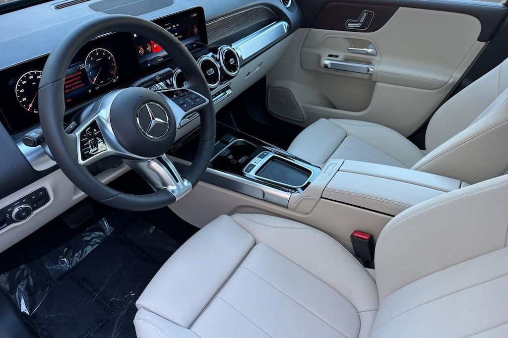 New 2026 Mercedes-Benz GLB 250 SUV