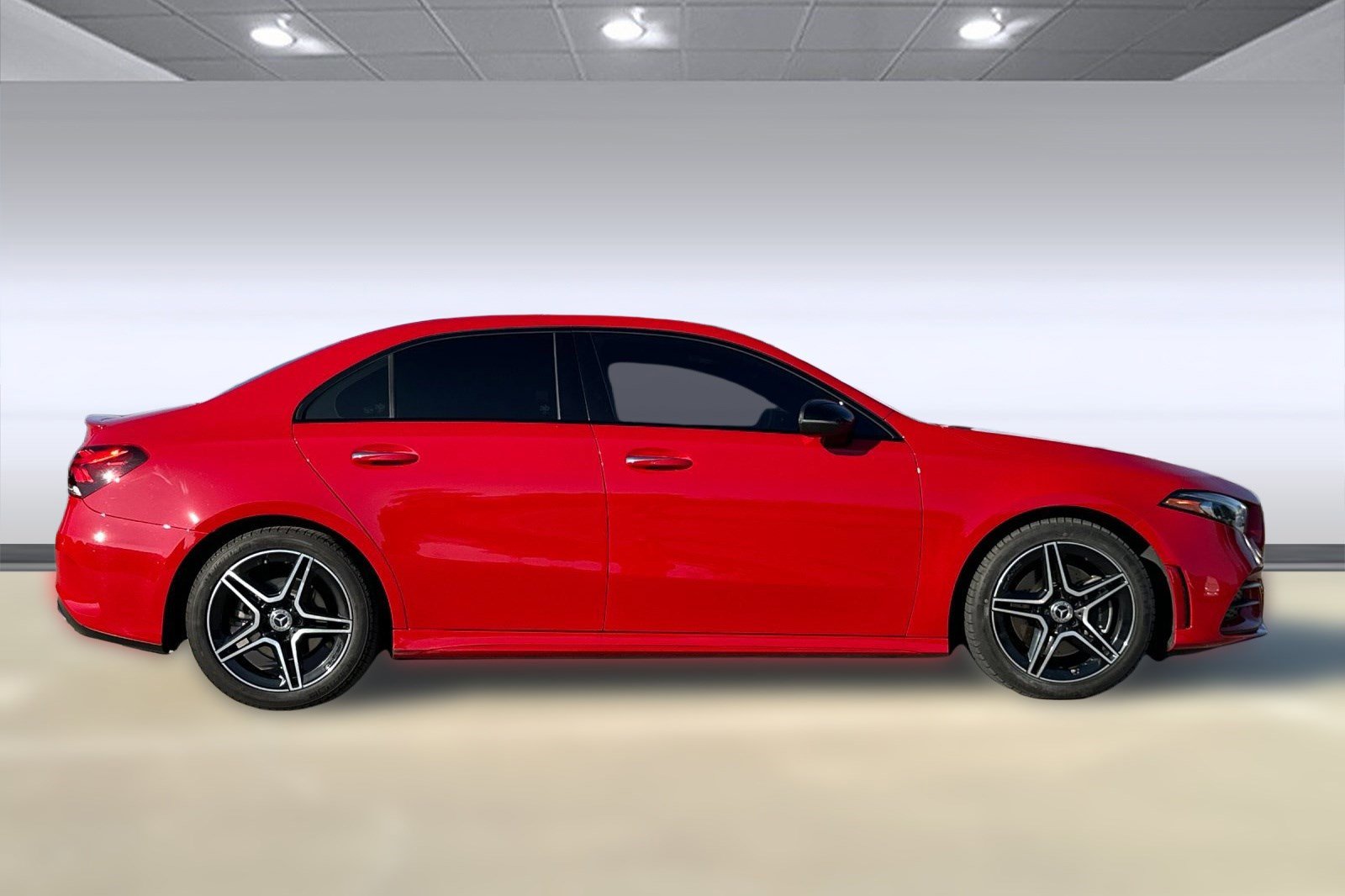 2020 Mercedes Benz A 220 photo 2