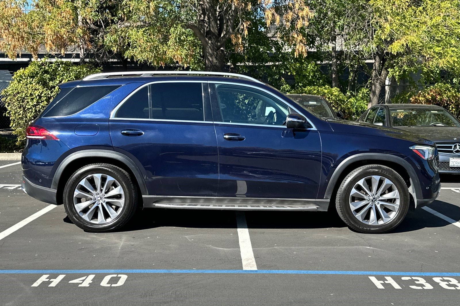 2020 Mercedes Benz GLE 350 4MATIC photo 2