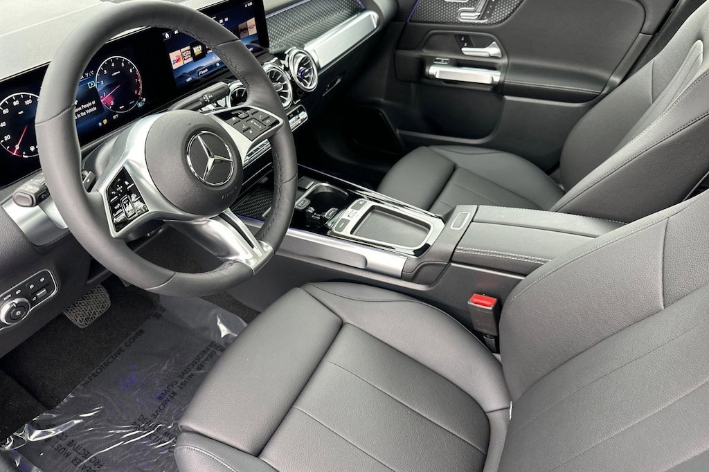 New 2026 Mercedes-Benz GLB 250 SUV