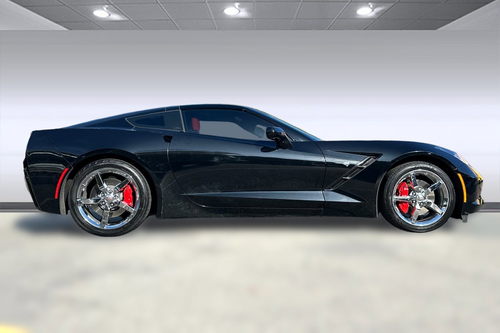 2014 Chevrolet Corvette Stingray 1LT photo 2
