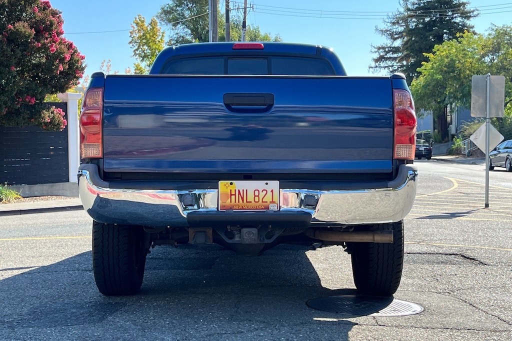 Used 2006 Toyota Tacoma Double 141" PreRunner Auto Truck Double-Cab
