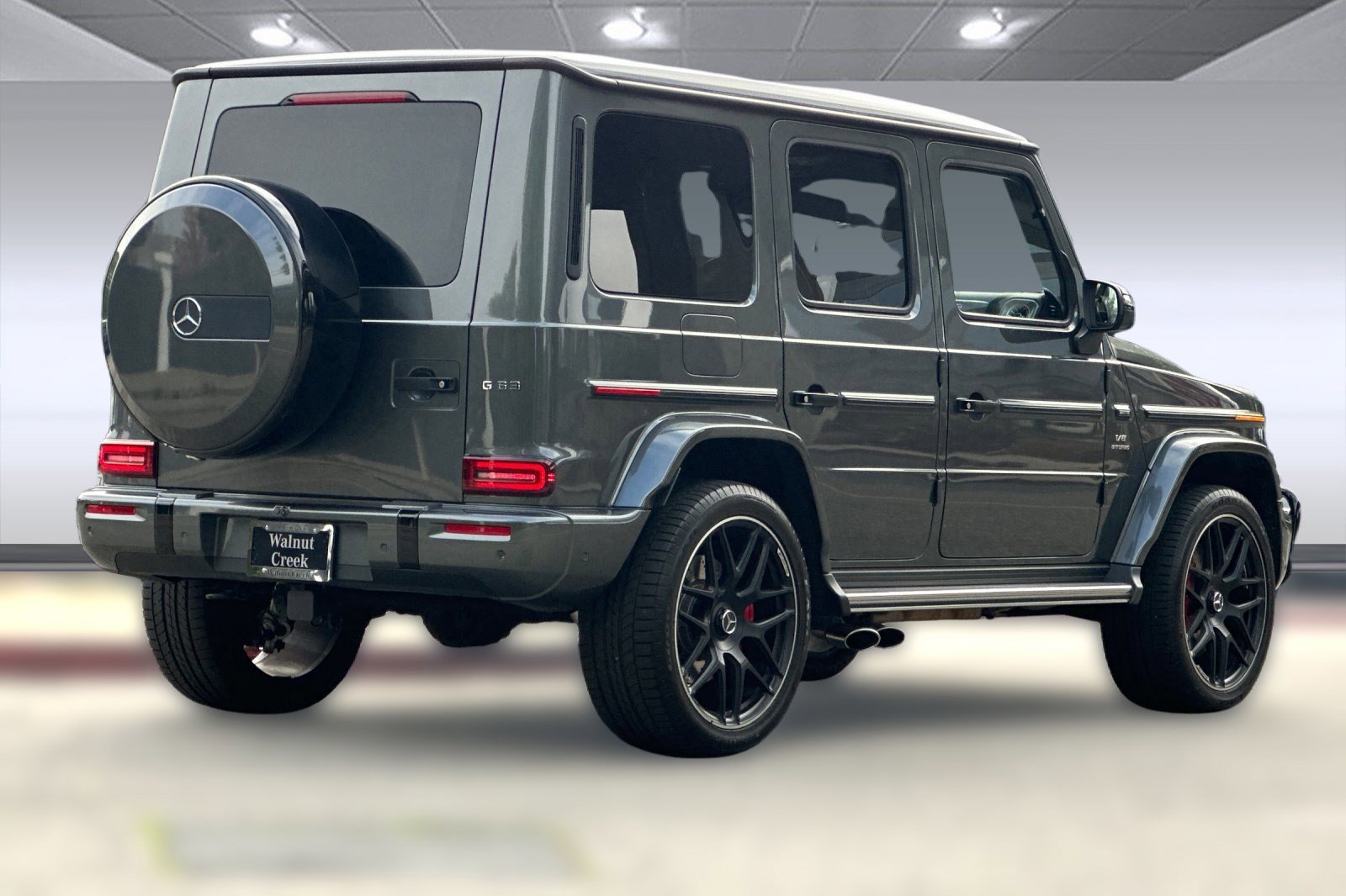 2025 Mercedes Benz G AMG 63 photo 3