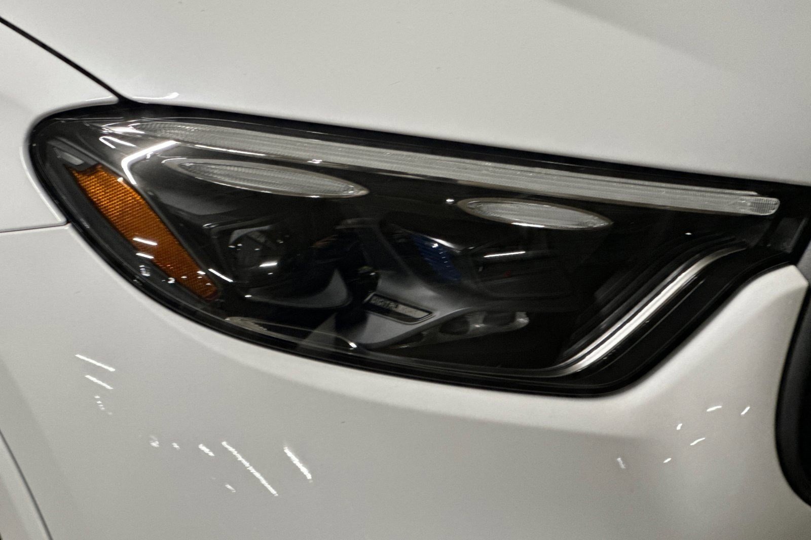 2025 Mercedes-Benz GLC AMG GLC63 S - Photo 10