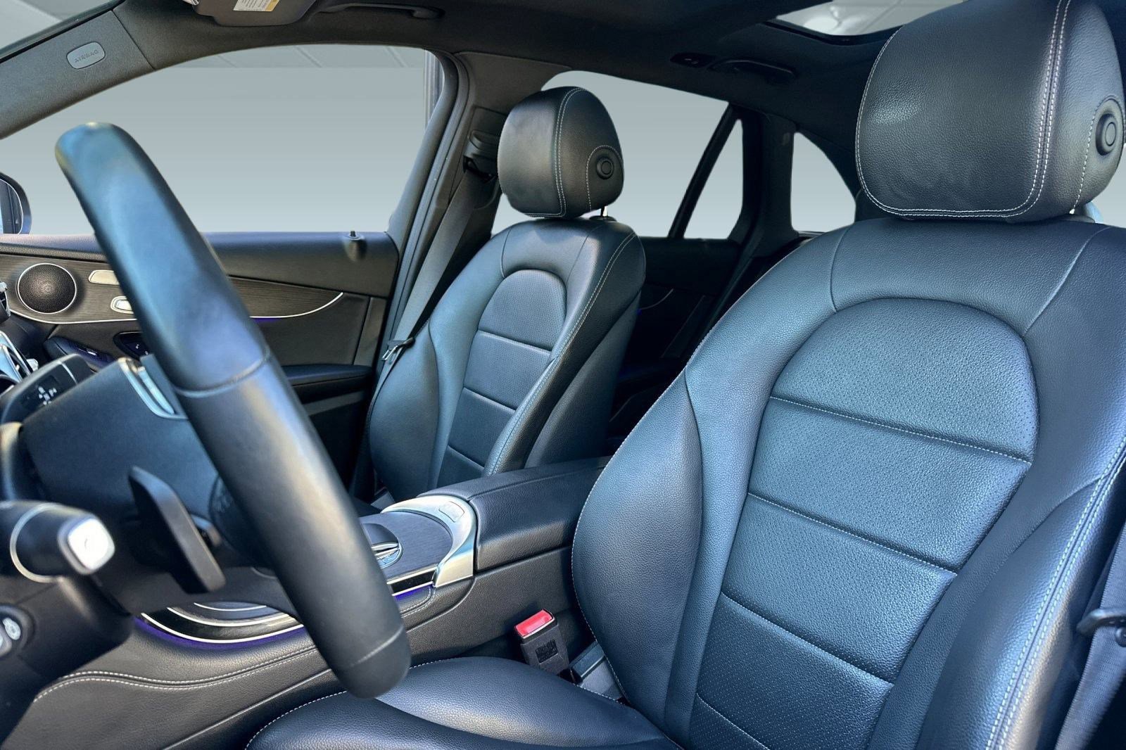2020 Mercedes Benz GLC 300 4MATIC photo 4