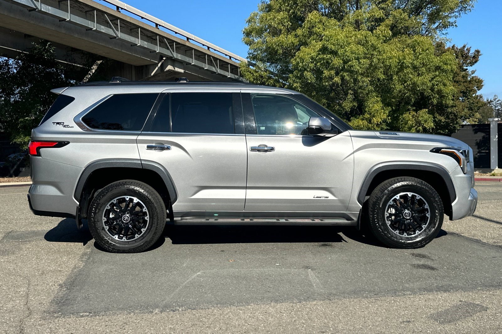 2023 Toyota Sequoia Limited photo 2