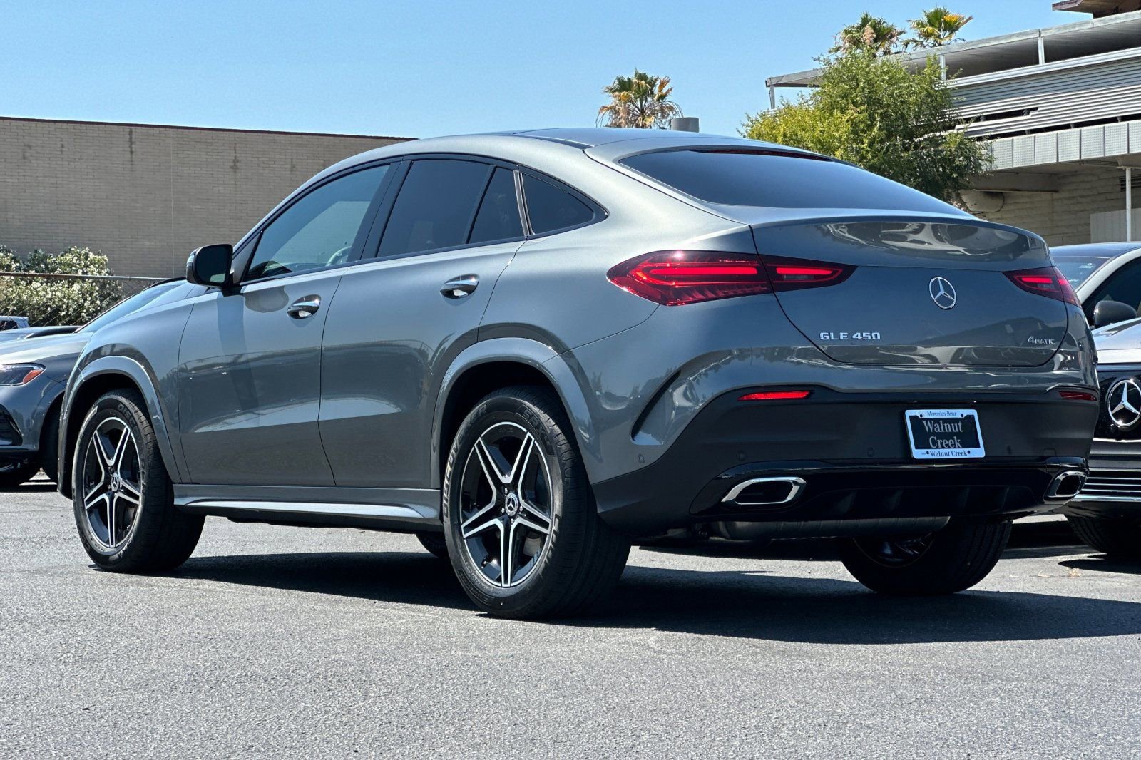 2026 Mercedes Benz GLE 450 4MATIC photo 3
