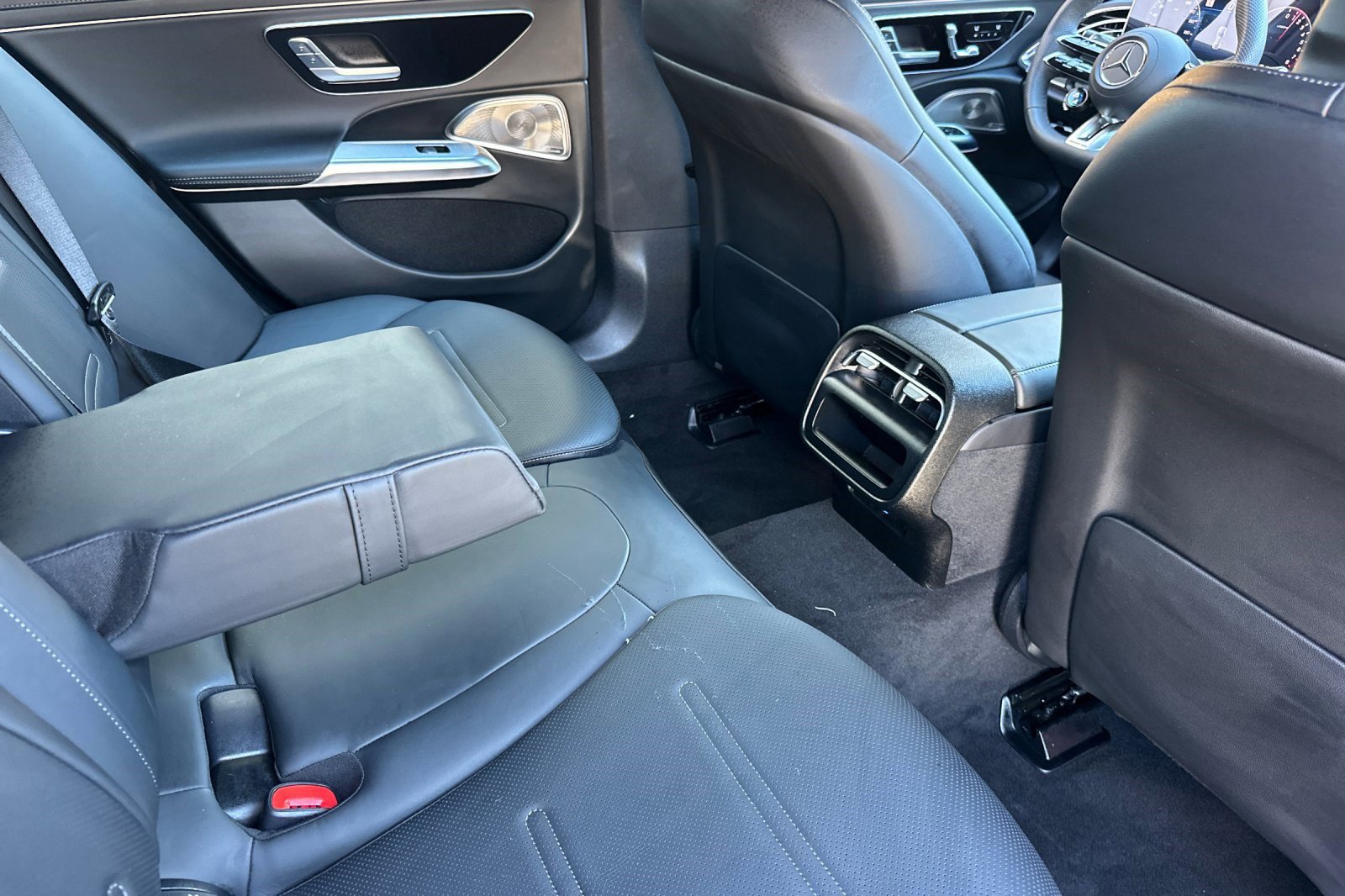 2025 Mercedes-Benz E-Class AMG E53 - Photo 32