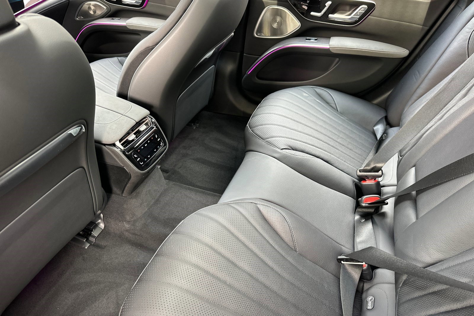 2026 Mercedes-Benz EQS Base | CarEdge | CarEdge