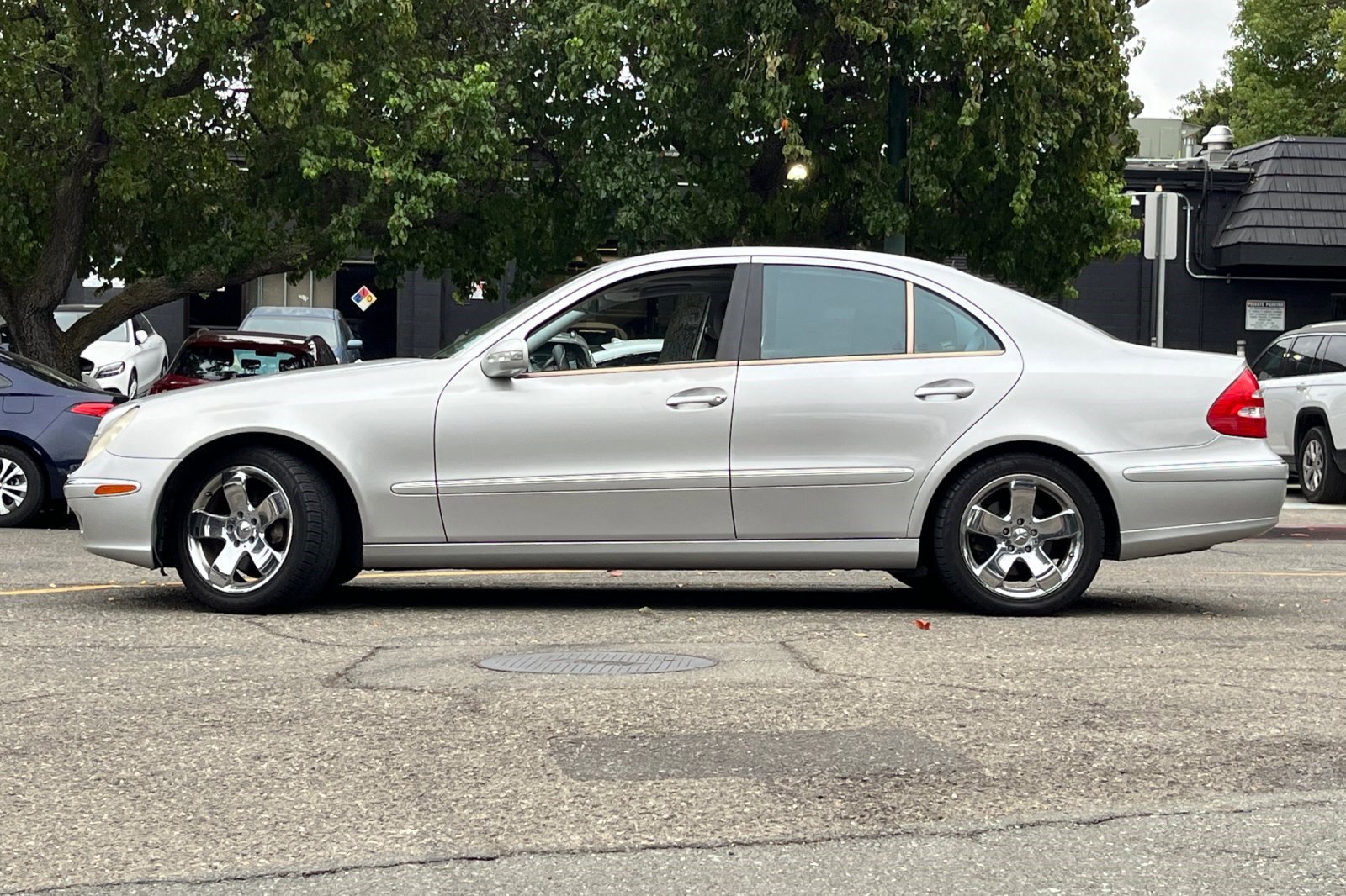 2006 Mercedes Benz E photo 2