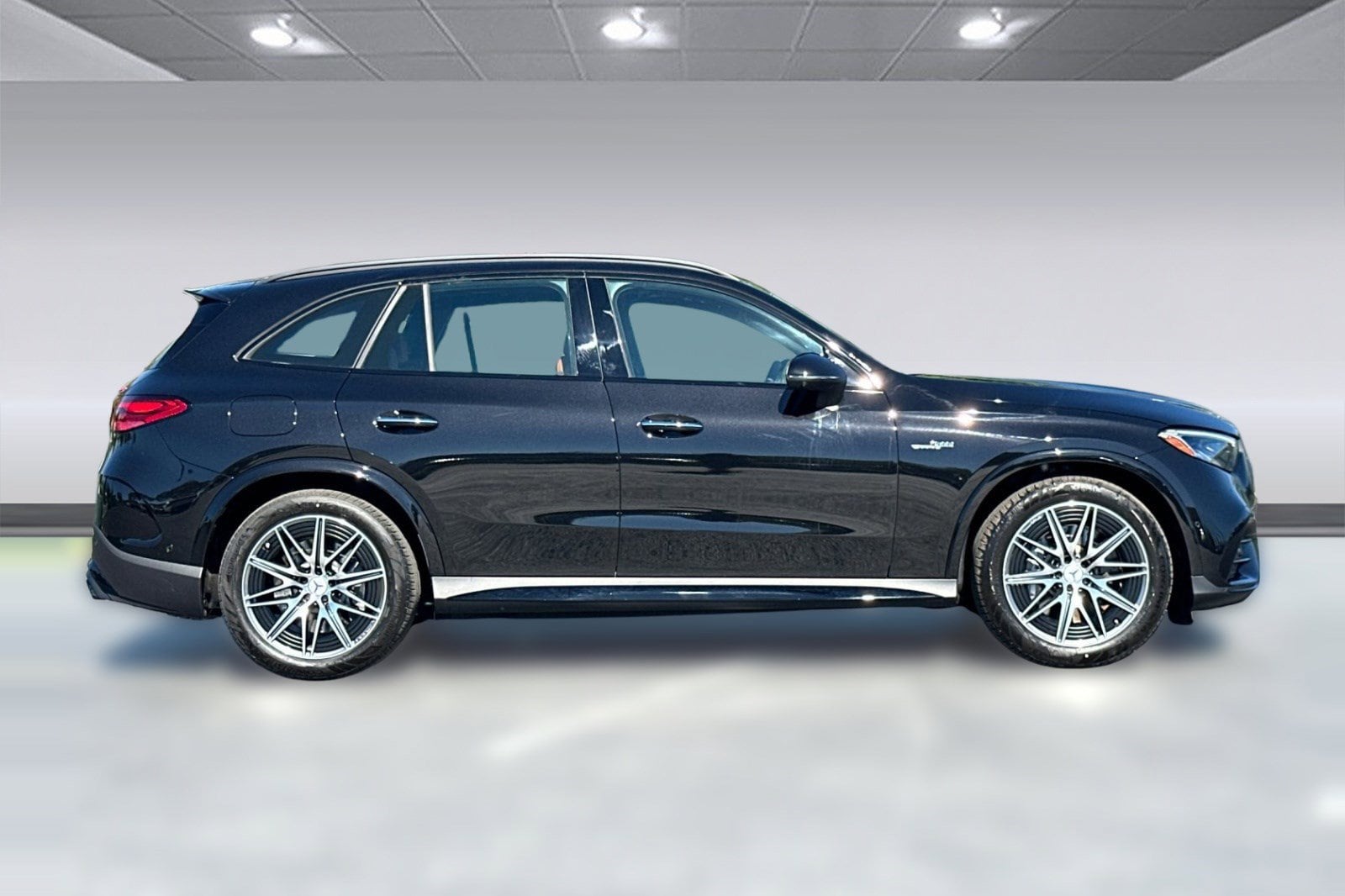 2025 Mercedes-Benz GLC AMG GLC63 S - Photo 7