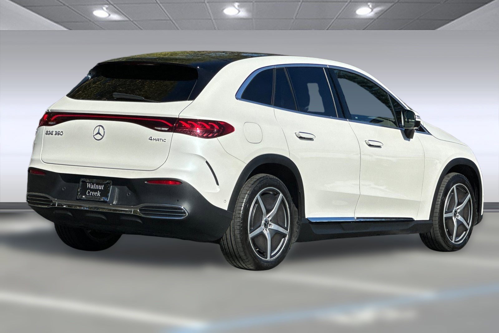 2023 Mercedes Benz EQE SUV 350 4MATIC photo 3