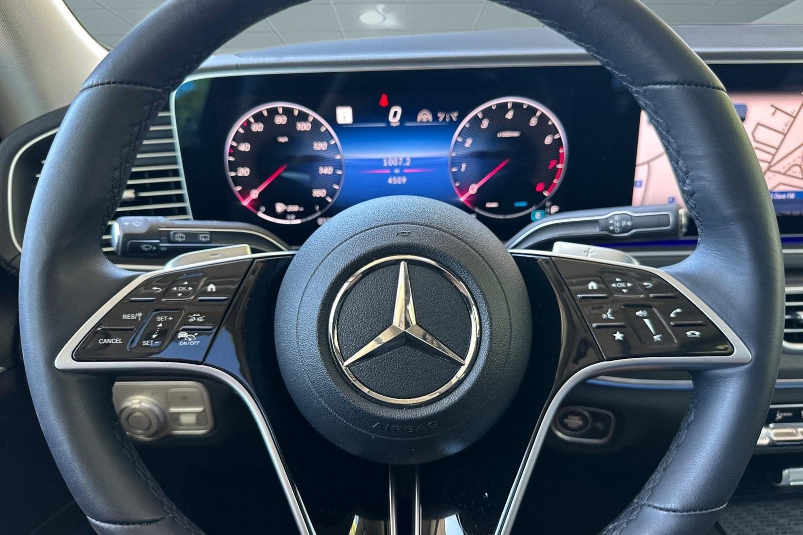2026 Mercedes-Benz GLS Base - Photo 16