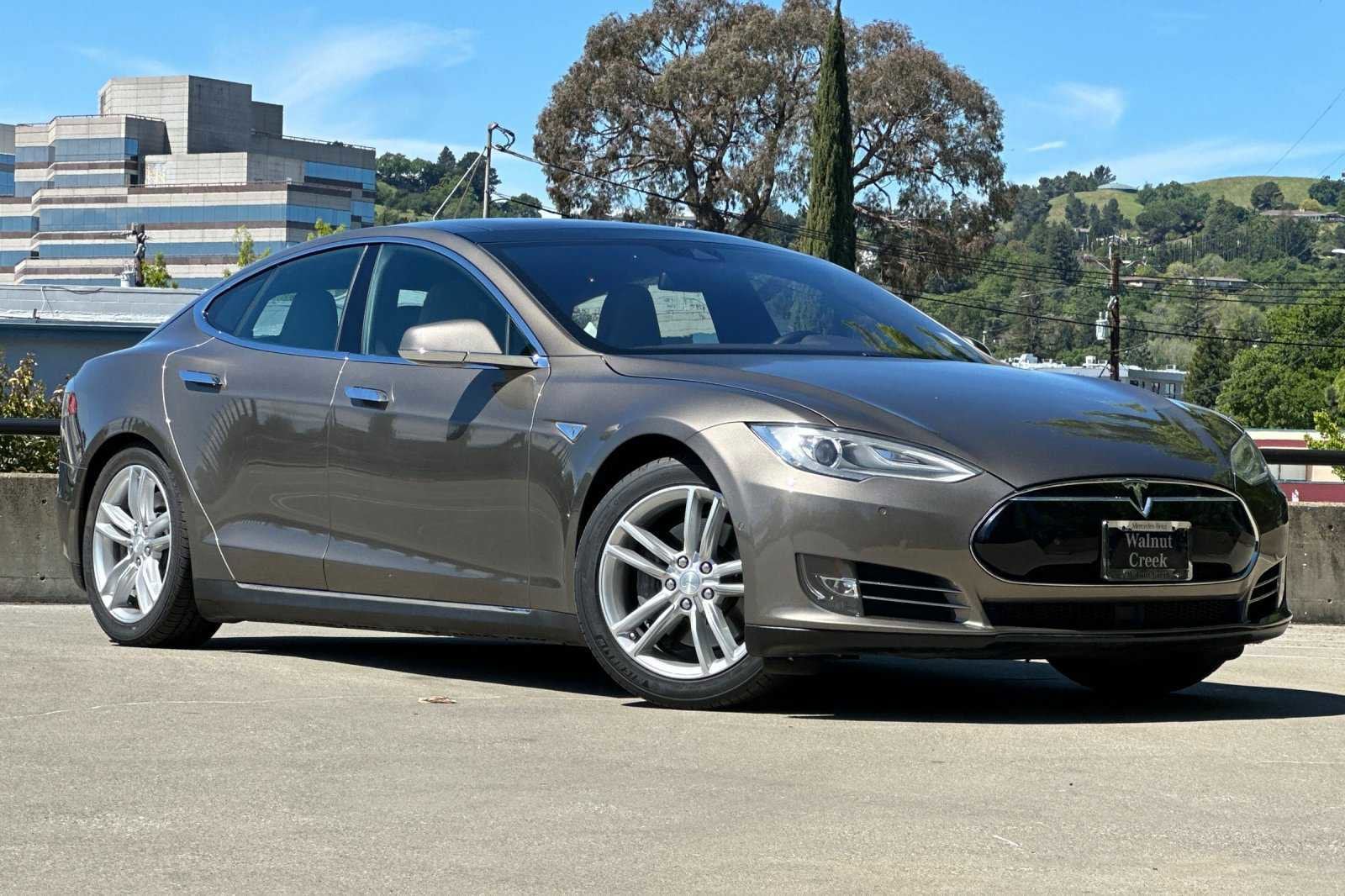 Used 2015 Tesla Model S 85D with VIN 5YJSA1E2XFF108867 for sale in Walnut Creek, CA