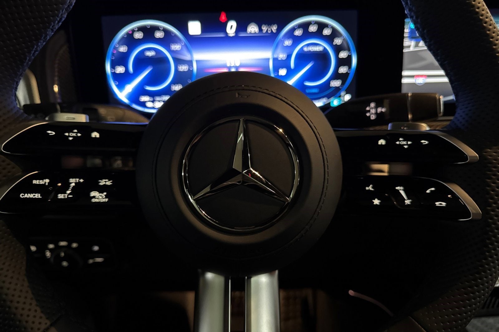 2025 Mercedes-Benz G-Class G580 - Photo 20