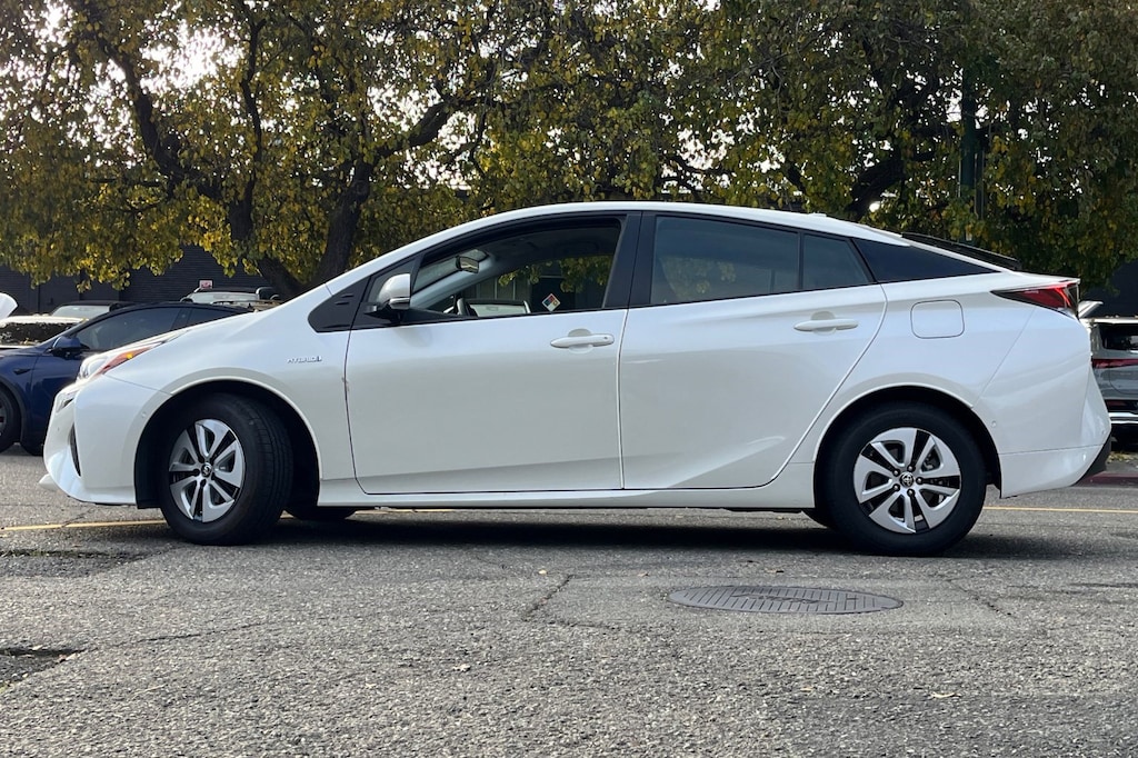 Used 2018 Toyota Prius Two Hatchback