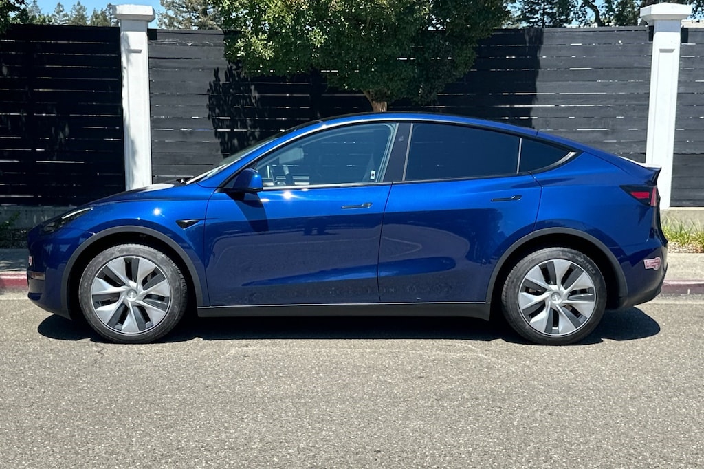 Used 2024 Tesla Model Y Long Range AWD SUV