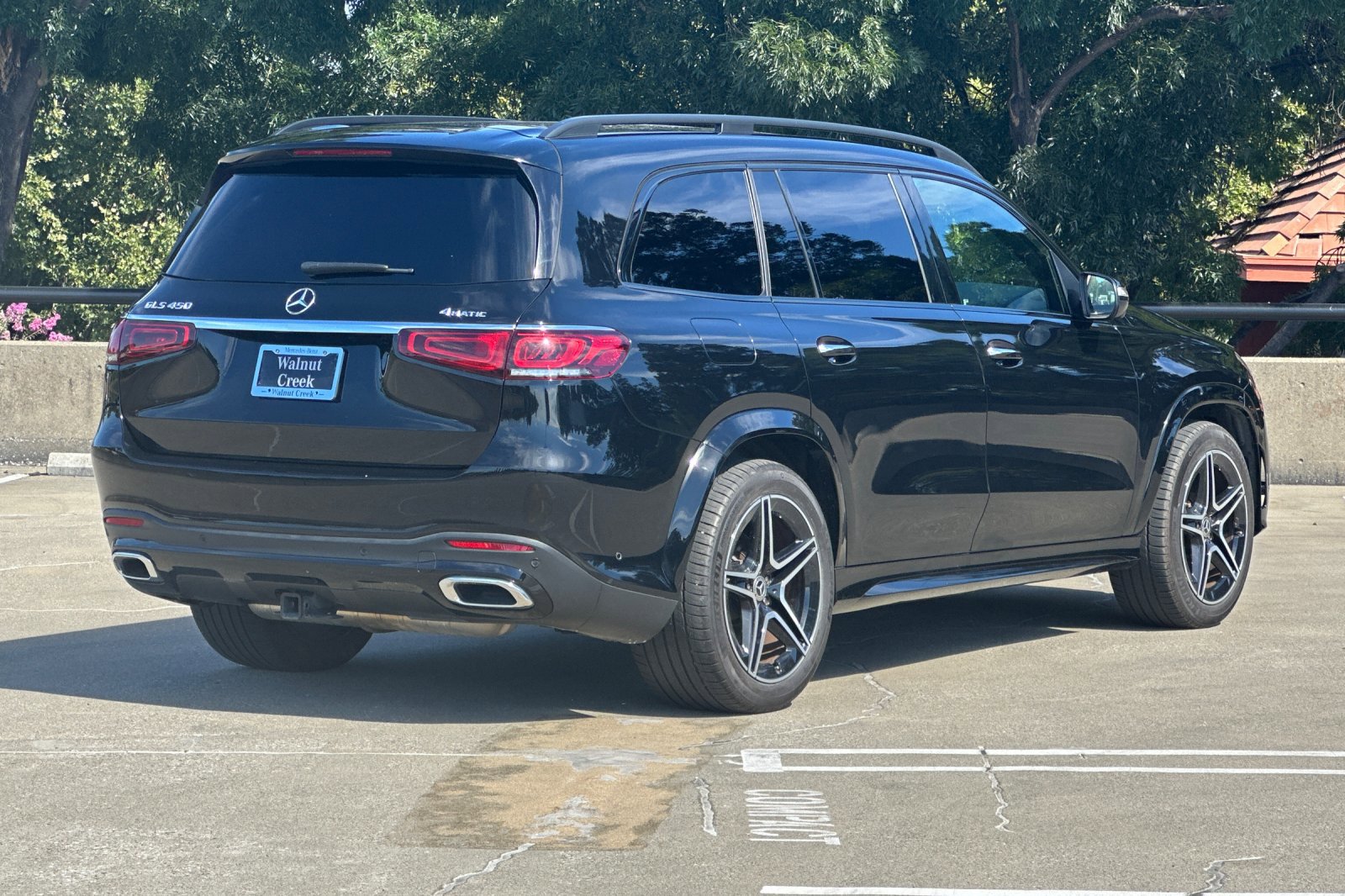 2023 Mercedes Benz GLS 450 4MATIC photo 3