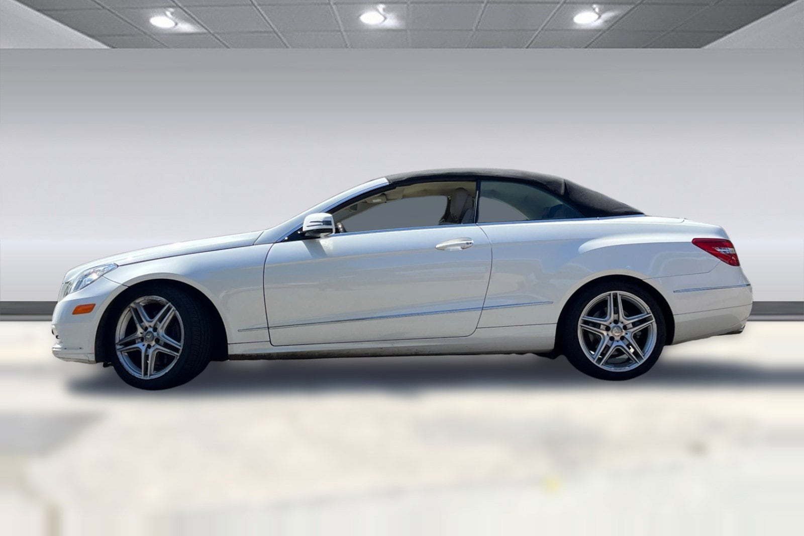 2013 Mercedes-Benz E-Class Coupe photo 2