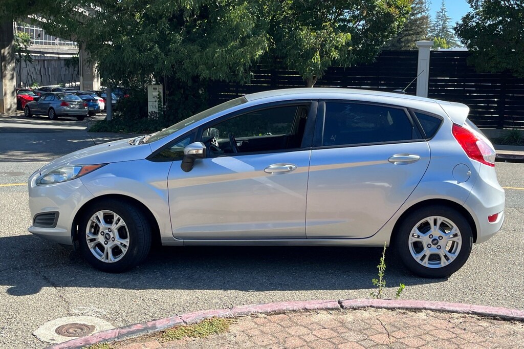 Used 2014 Ford Fiesta 5dr HB SE Hatchback