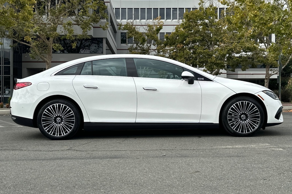 New 2026 Mercedes-Benz EQE 320+ Sedan