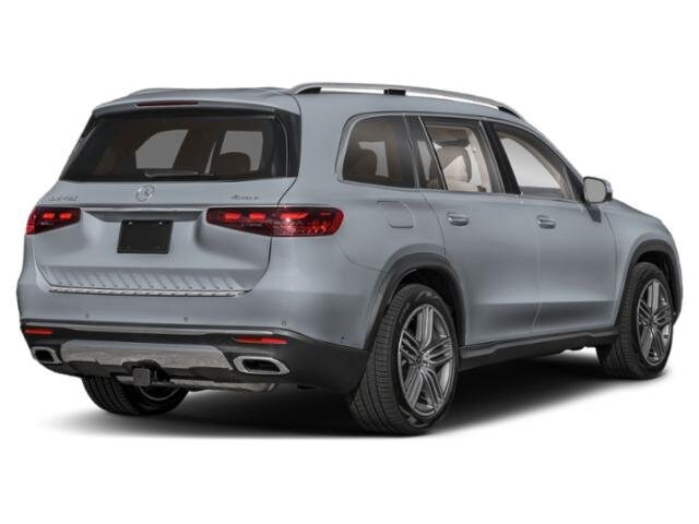 2026 Mercedes Benz GLS 450 4MATIC photo 2